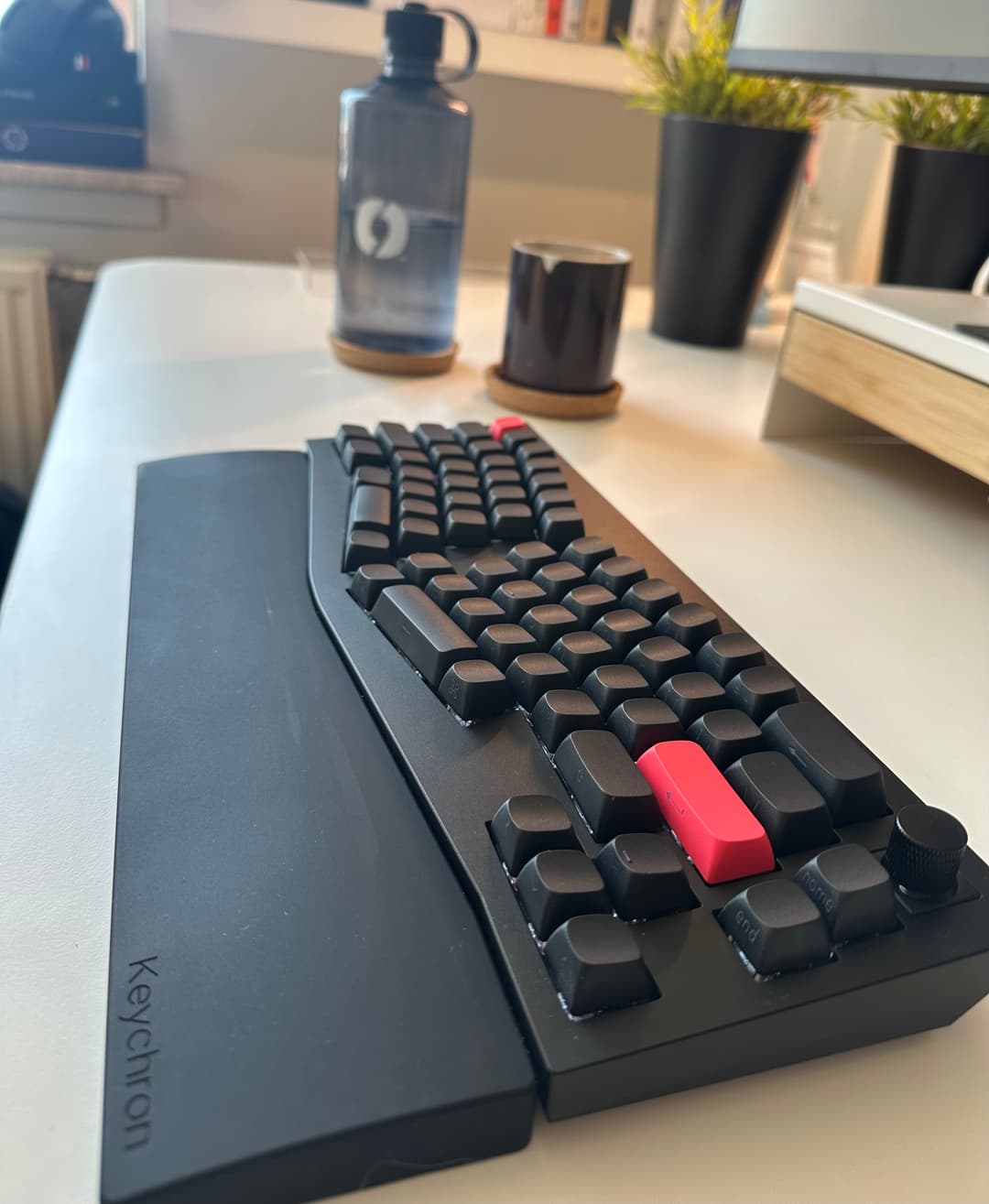 Side view of the keyboard